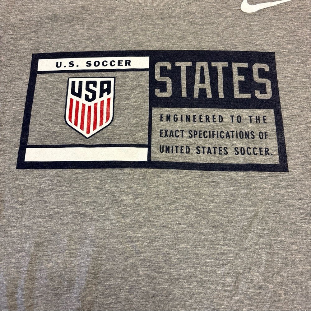 New Nike Team USA U.S. Soccer USMNT Swoosh T-Shirt Sz S or M Tee - Picture 5 of 9